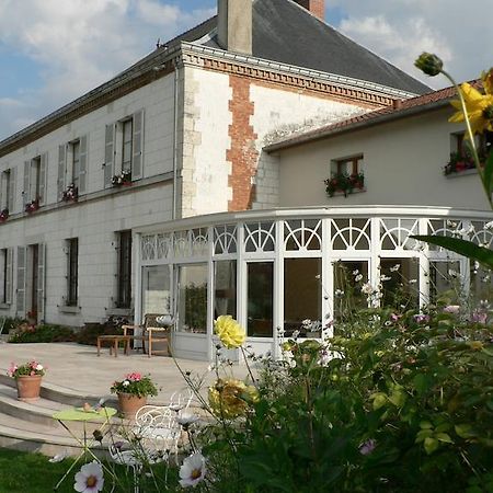 Hôtel Entre Cour Et Jardin à Châlons-en-Champagne Extérieur photo