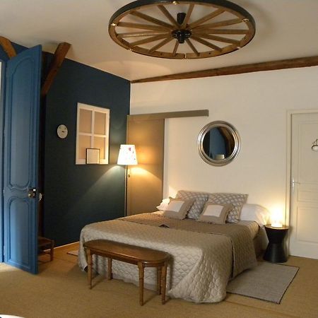 Hôtel Entre Cour Et Jardin à Châlons-en-Champagne Extérieur photo