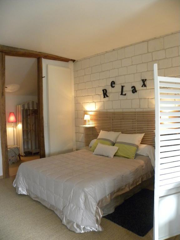 Hôtel Entre Cour Et Jardin à Châlons-en-Champagne Chambre photo