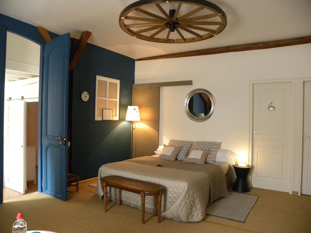 Hôtel Entre Cour Et Jardin à Châlons-en-Champagne Extérieur photo
