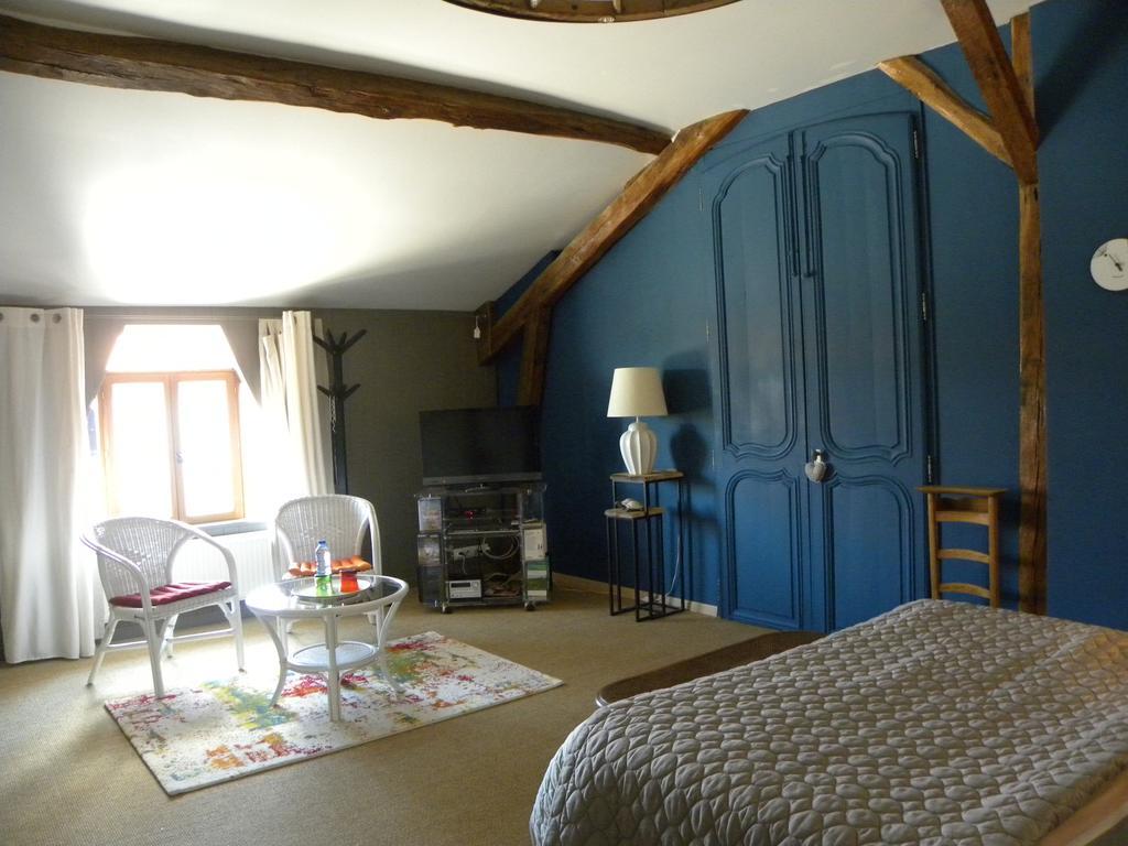Hôtel Entre Cour Et Jardin à Châlons-en-Champagne Extérieur photo